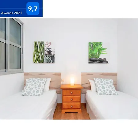 En Playa Del Medano * El Médano